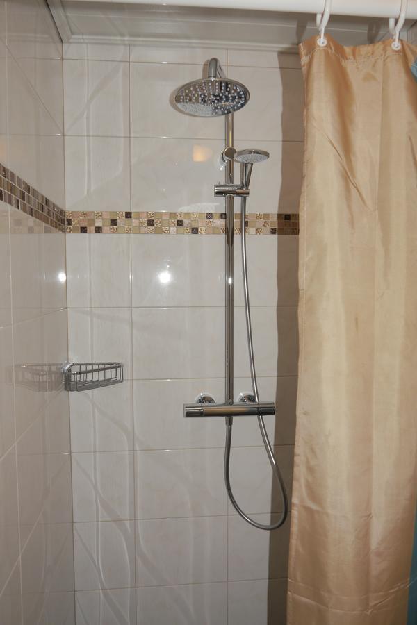 Hotel Haus Wittwer Emden Bagian luar foto